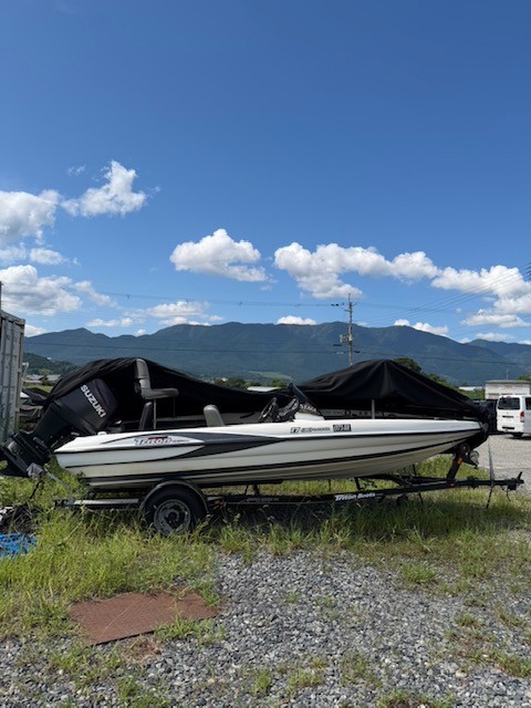 トライトン 17EXPLORER 01